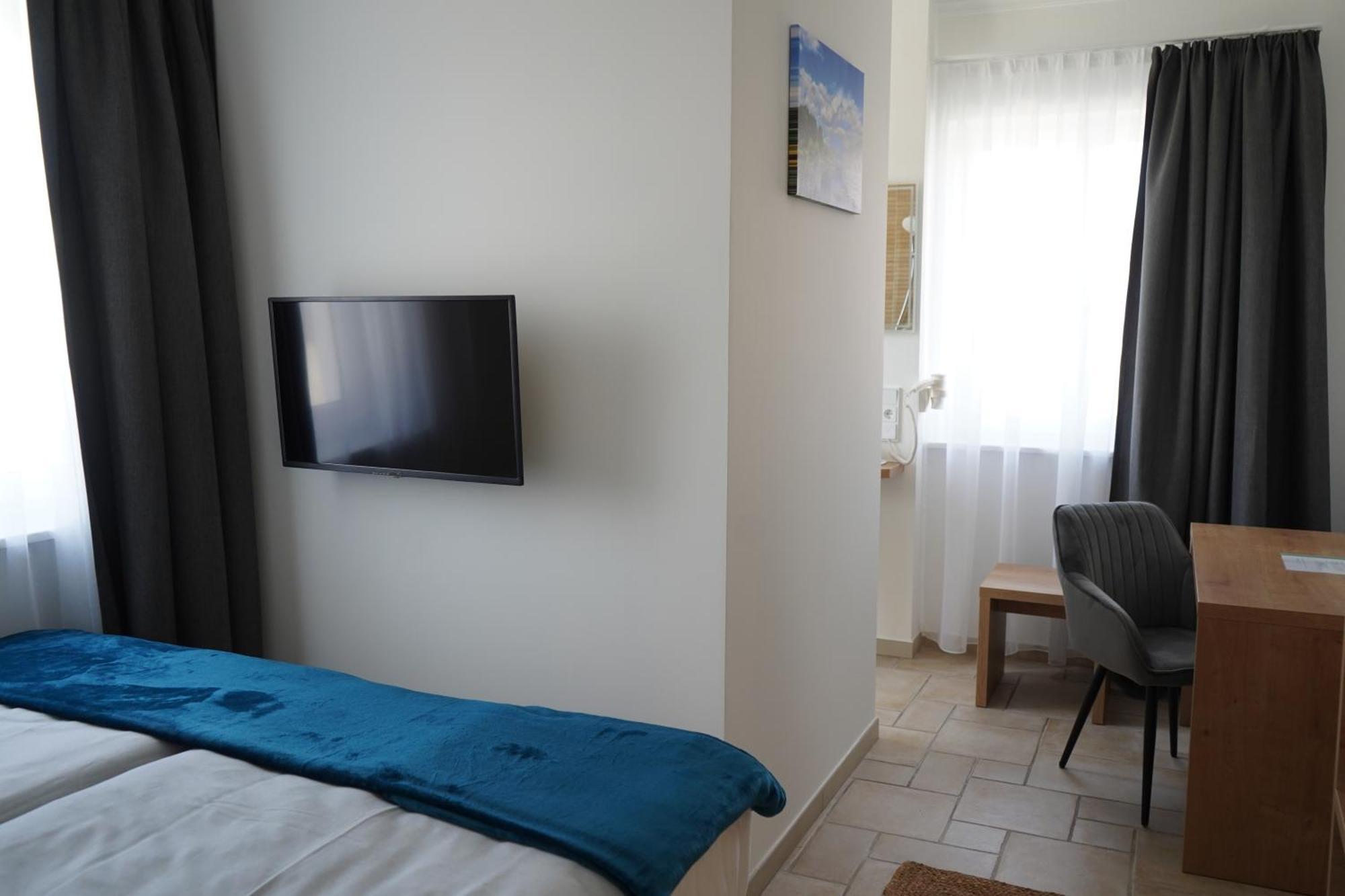 Eco Motel Wallersdorf エクステリア 写真