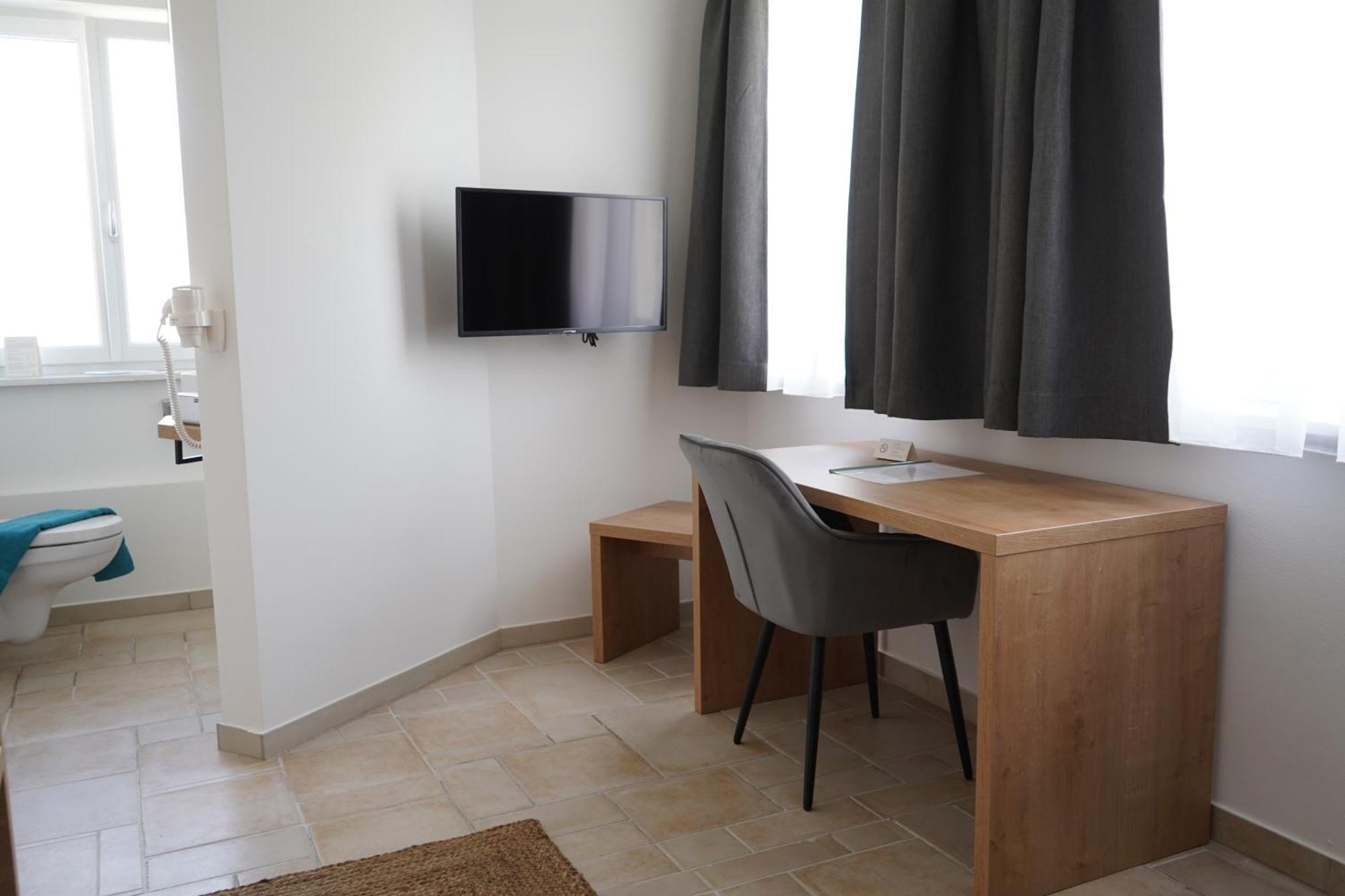 Eco Motel Wallersdorf エクステリア 写真