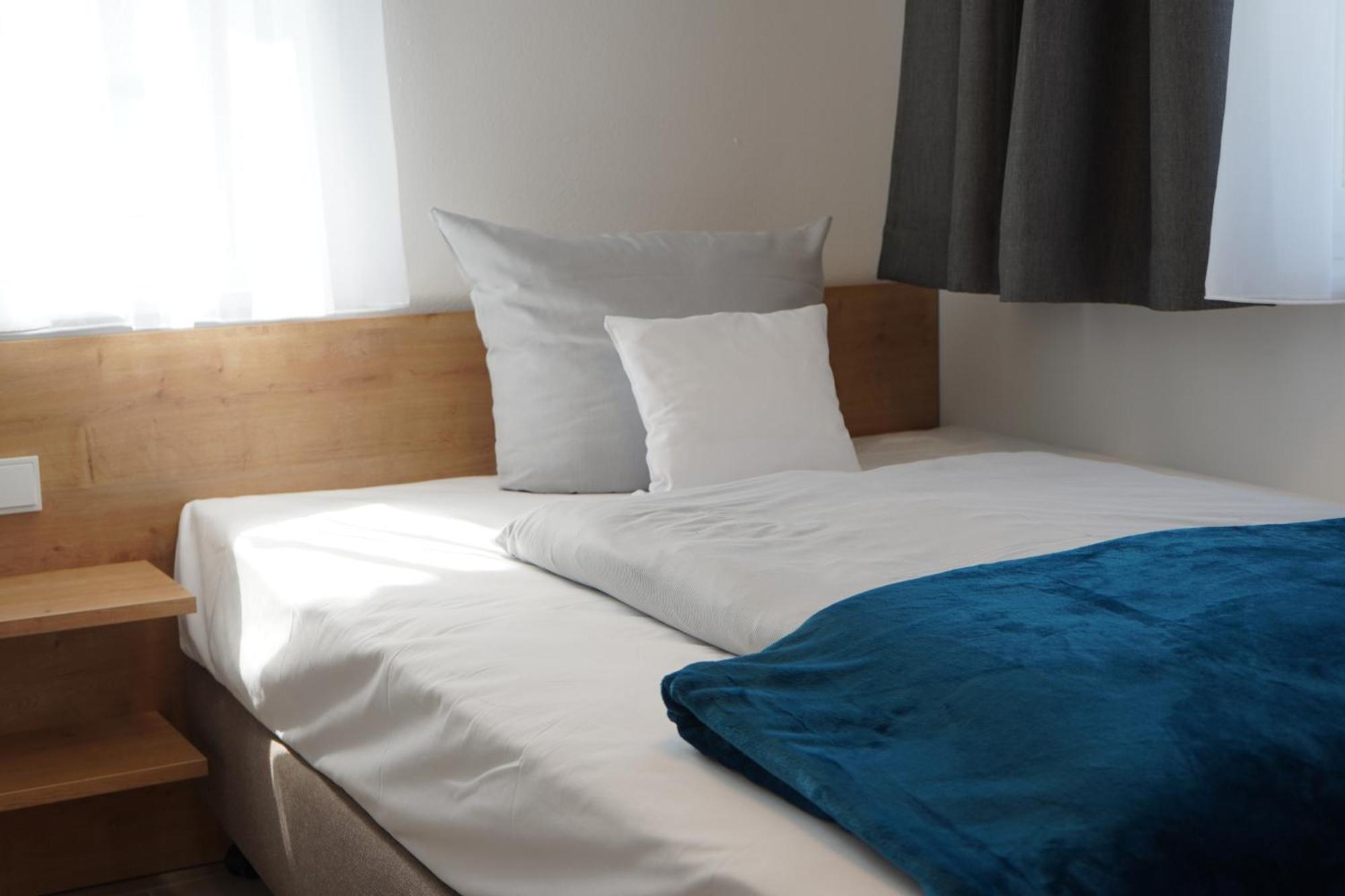 Eco Motel Wallersdorf エクステリア 写真
